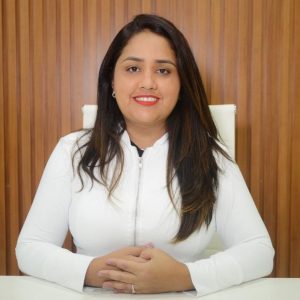 Dra. Isabelle Miranda CRM-RJ: 52.012.107-50