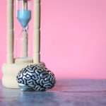 CBD reduz crises em 64% das crianças com encefalopatias epilépticas e do desenvolvimento